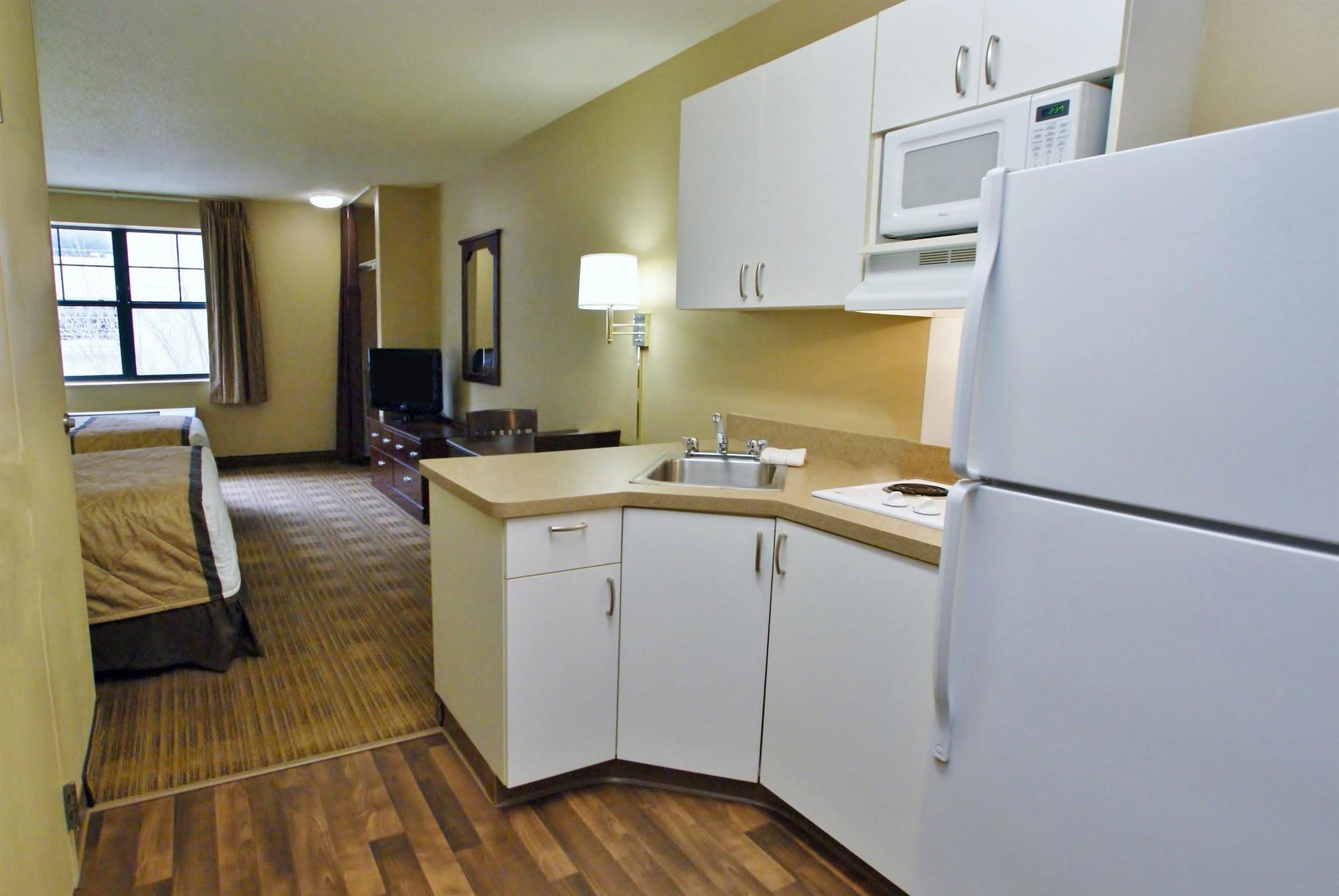 Extended Stay America Suites - Philadelphia - Airport - Tinicum Blvd Buitenkant foto